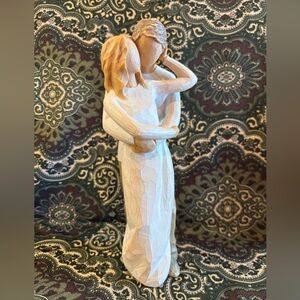 Willow Tree “Together “ 2011 by Susan Lordi Pre-owned does have a few scratches.